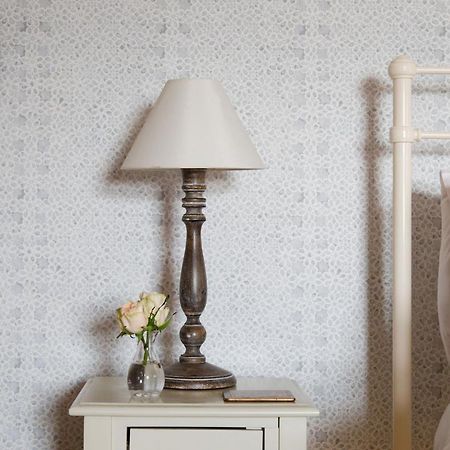 Woodfield Wellbeing Apartment Oving ภายนอก รูปภาพ
